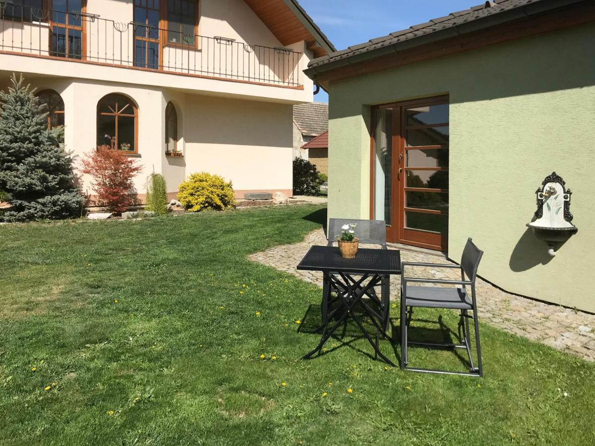 Hluboká nad VltavouApartman Hosinアパートメント エクステリア 写真