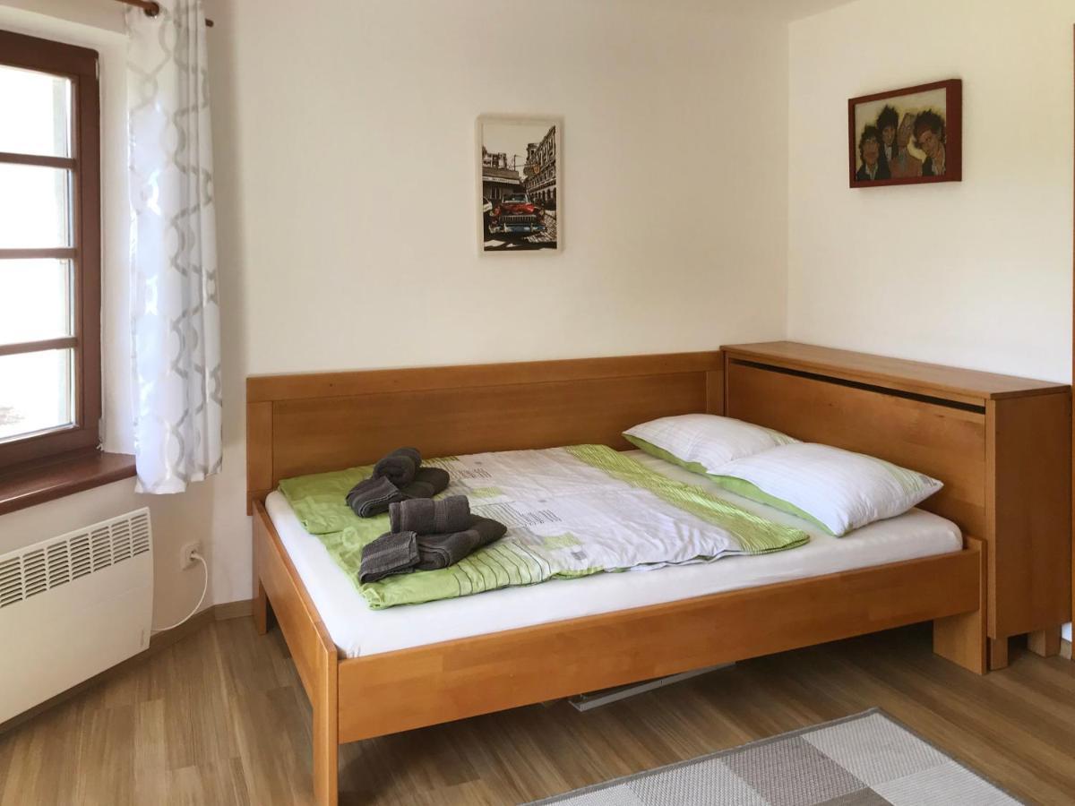 Hluboká nad VltavouApartman Hosinアパートメント エクステリア 写真